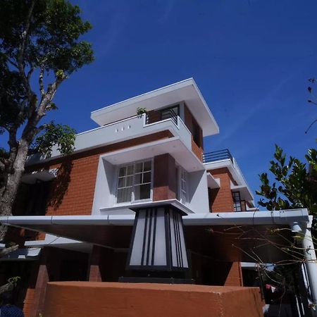 Joann Serviced Apartment Tiruvalla Exterior photo